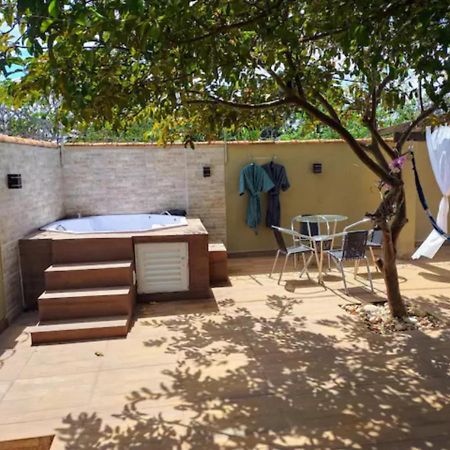 Casa Com Spa De Hidro, Aquecedor E Cromoterapia A 1,0 Km Do Centro Chapada dos Guimarães Eksteriør bilde